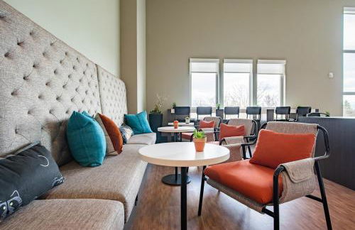 NEW Great Escape 404 2BR Condo Near Downtown and Bay - Photo 56