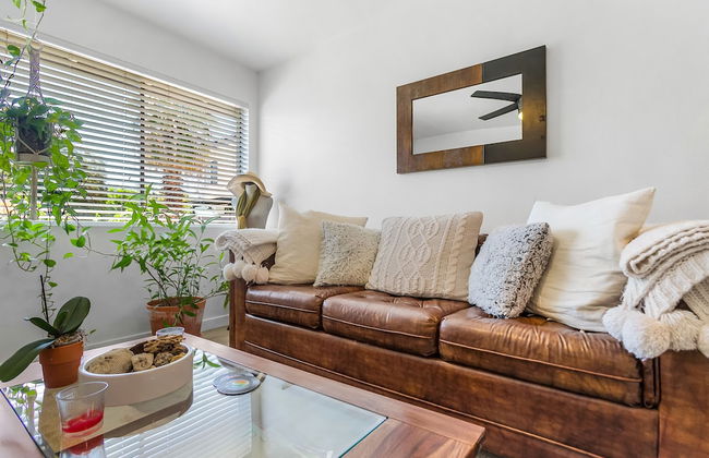 Citrus Blossom 1BR Condo with Pool - Foto 11