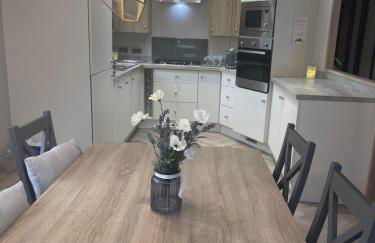 Ailsa Lodge with Hot Tub - Foto 5