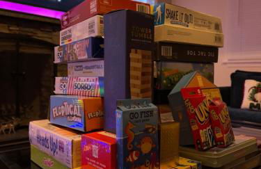 Cozy Pocono Home with a Hot Tub, Fire pit, Karaoke, Games and more! - Foto 18