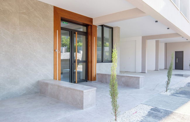 Sanders River Plaza - Jolly 2 Bedroom Apartment With Balcony - Foto 28