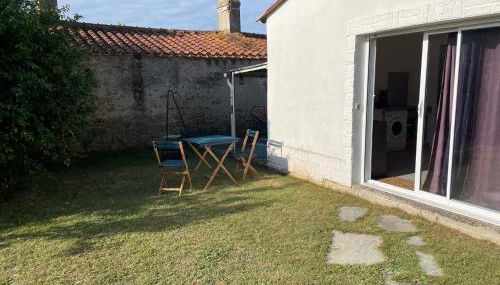 Un studio indépendant avec jardin - Foto 2