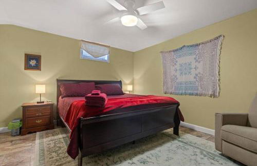 Serenity Views Retreat - Close to City and Parkway! - Foto 6