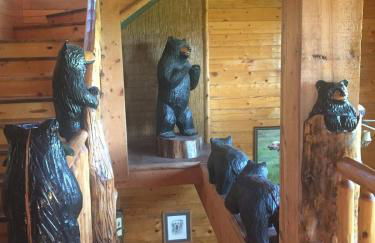LOG HOME CANINE RETREAT with DOG ART COLLECTION - Foto 25