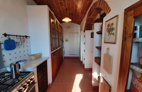 Tuscan Hilltop Getaway - Foto 32