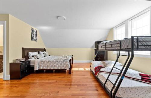 555-2 6BR Quincy - Spacious Apt near Perry Beach - Foto 25