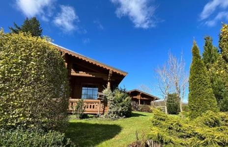 Countryside Log Cabin With Hot Tub - Beech - Foto 1