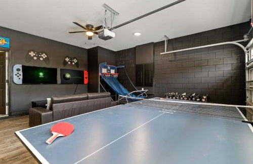 Comfortable Vacation Home Great Resort Pool/Spa Sleeps 20 - Foto 44