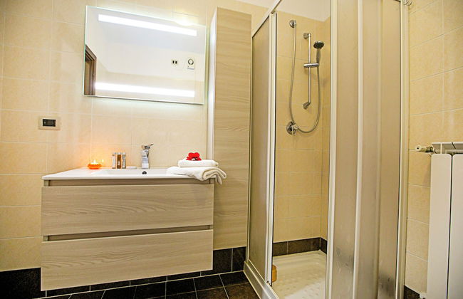 Borgo Degli Ulivi shared pool- 200m lake - Foto 12