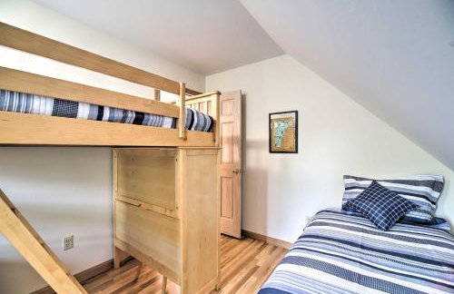 Lake Champlain Home with Decks, Kayaks and Fire Pit! - Foto 26