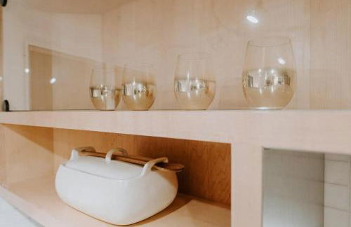 Unique Sculptured House with Private Beach Access - Foto 18