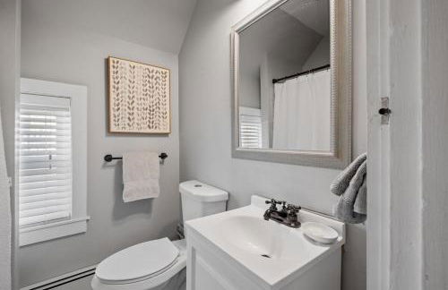 Bright Modern Open Layout 2nd Flr Short to MidTerm - Foto 17