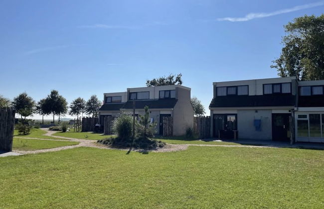 Holiday Home Vakantiepark 't Eibernest Texel - Foto 37