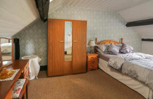 Caerau Farm House - Foto 17