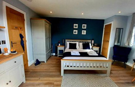 Stylish coastal retreat in St Ives with parking - Foto 1