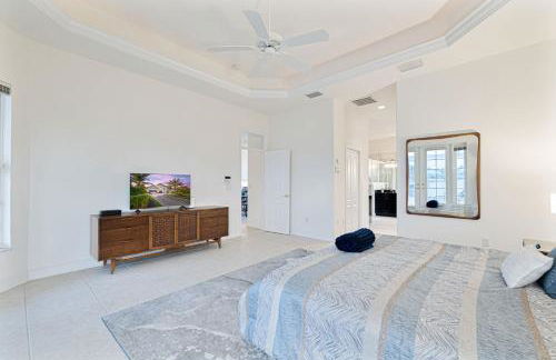 Waterfront Bliss Retreat Sailboat Access and Heated Pool - Foto 7