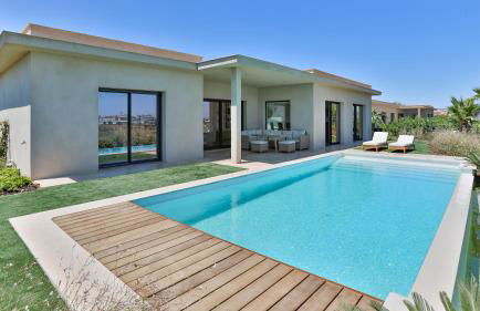 Brand New Waterfront Villa with pool - Foto 4