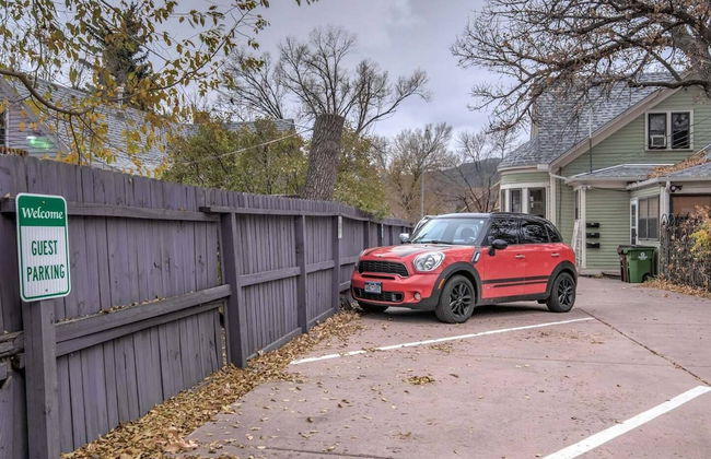 Chic Boutique Wine + Mtns Walk Everywhere - Foto 32