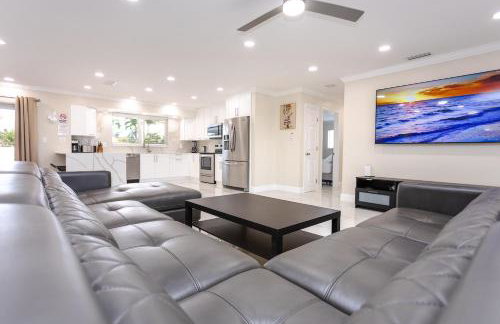 Amazing 5BR Villa Heated Pool near Hard Rock - Foto 6