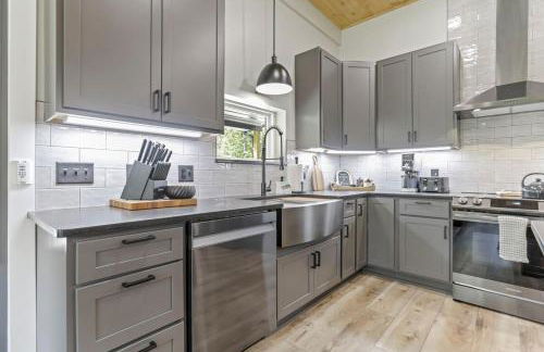 Pine Grove Barndominium - Foto 11