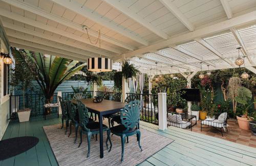 Luxe Victorian Retreat • Walk to Downtown - Foto 71