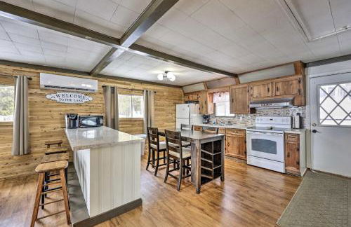 Cozy Maine Lakefront Cabin Rental - Foto 2