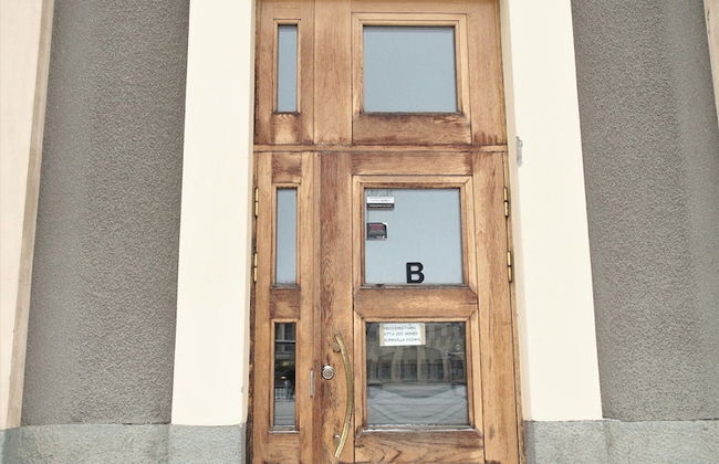 Homelike 1BR Apartment in Historical Building - Foto 15