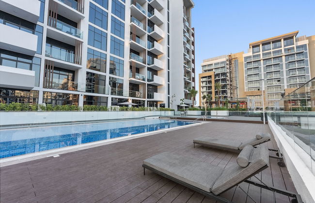 WelHome - Your Dubai Getaway: Cozy Studio at Azizi Rivera 4 - Photo 18