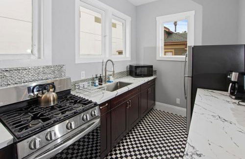 1900's Victorian Home Sleeps 22 8BDRM 3Bath - Foto 2