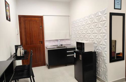 Studio Bem localizado, WIFI Rápido, Ar Condicionado e Estacionamento 1 - Photo 7