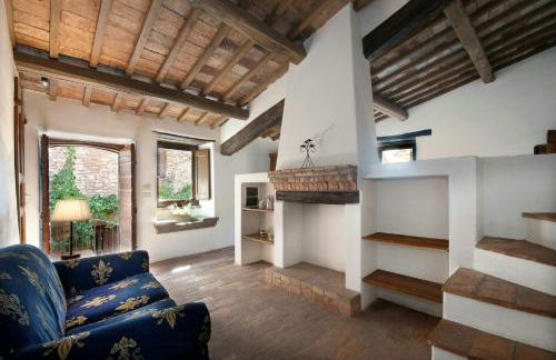Historic Apartment In Medieval Village - Foto 2