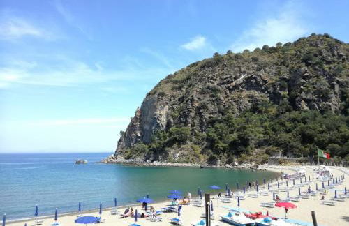 Villetta Baia San Montano - Foto 1