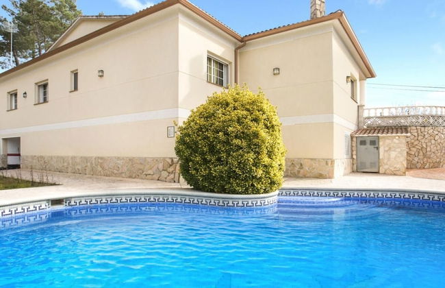 Carolina in Vidreres - Photo 17