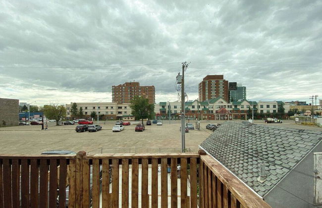 Calming 1bedroom Units With Balcony And City View - Photo 22