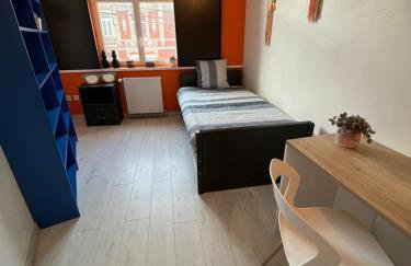 Idéal groupe tarif long séjour maison 4chambres 8lits 2salles de bain 3wc terrasse stationnement gratuit - Foto 9