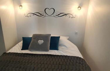 "Le Petit Paradis" au Centre Ville d'Oyonnax - Foto 12