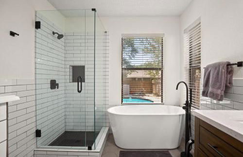 Poolside Oasis, Peaceful Retreat -20 min to Austin - Foto 6