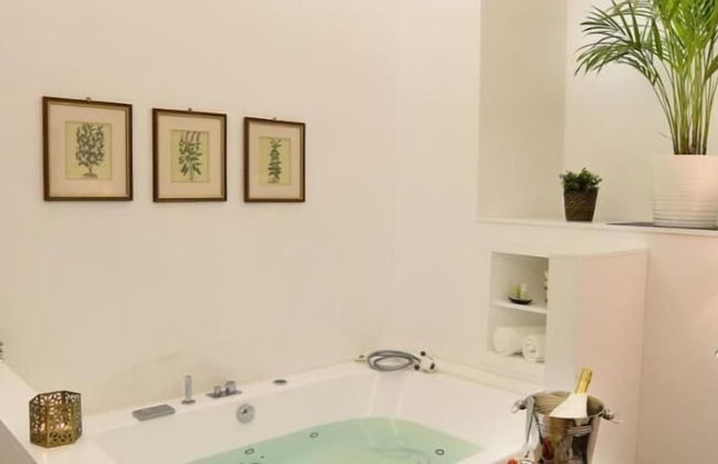 Luxury Apartment with SPA - Photo 6