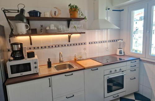 Riverfront 2 Bedrooms with Balcony - Foto 24