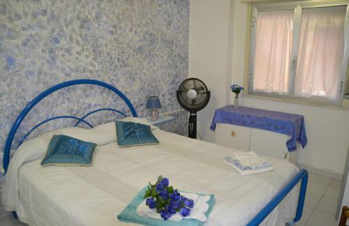 Casa Mimosa - Appartamento con giardino a 50 mt dal mare - Foto 7