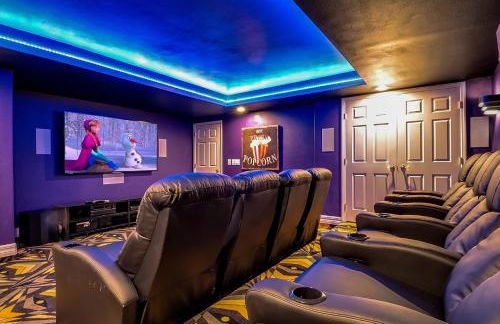 Magical Lakeview 4 Master Suites Pool Hot Tub BBQ Home Theater 2 Miles Disney - Foto 1