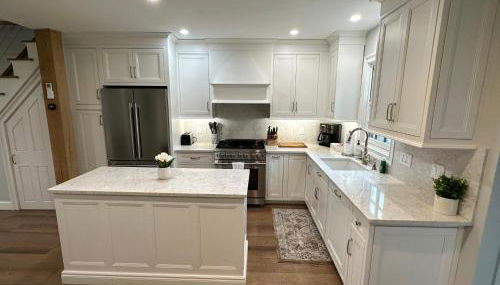 Beautifully Renovated 2 Bed 2 Bath Private Home - Foto 2