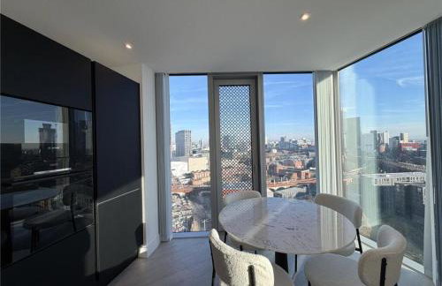 Luxury Skyline Apartment with Premium Facilities- Central M3 - Foto 8