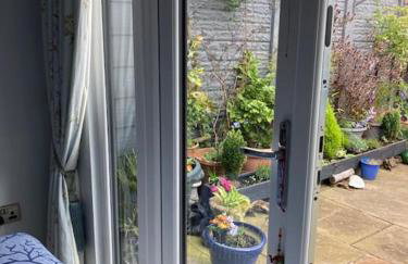 Beautiful new Garden Annexe - Foto 8