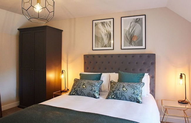 Host Stay Middle Farmhouse - Photo 2