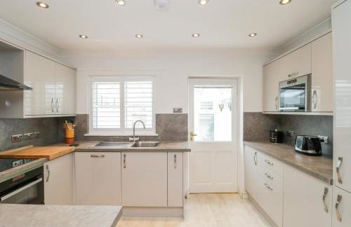 14 Lyme Mews - Photo 11