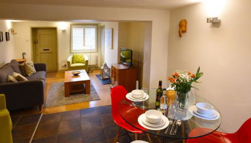 Canterbury's Historic Cottage - Foto 4