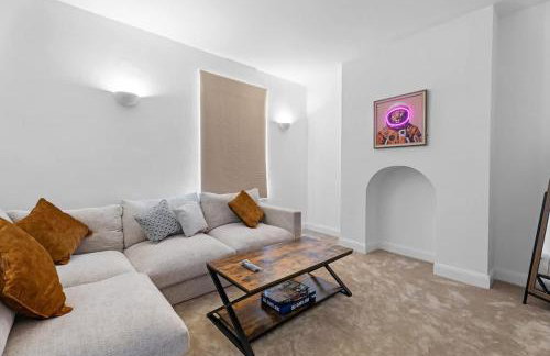 Luxury Grade II Townhouse Jewellery Quarter Sleeps 11 Spa Bathroom Birmingham City Centre - Foto 10