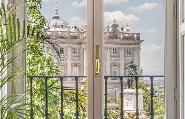 Palacio Real - Photo 33