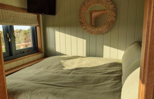 Fir Tree Shepherd's Hut - Photo 9